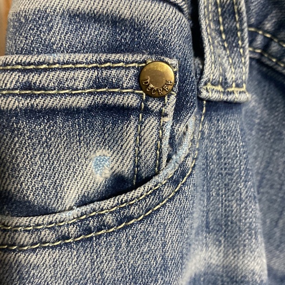 The breakfast club T-shirt & Decree tattered edge jeans - Picture 11 of 14